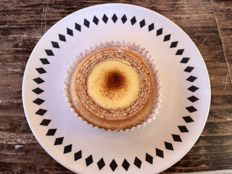 見波亭のバウムクーヘン